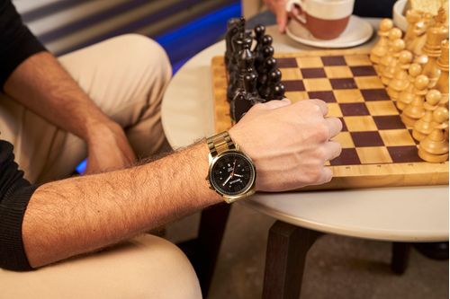 Relógio Masculino Aço Calendário Dourado