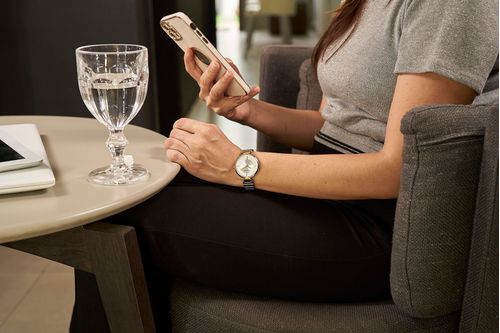 Relógio Feminino Clássico Bicolor