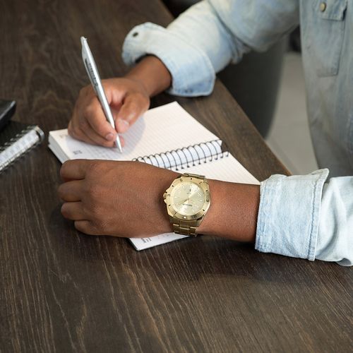 Relógio Masculino Aço Calendário Dourado