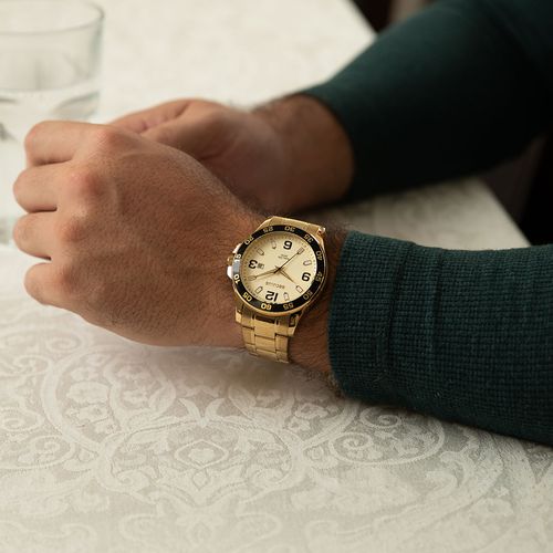Relógio Masculino Mostrador Dourado Catraca de Alumínio