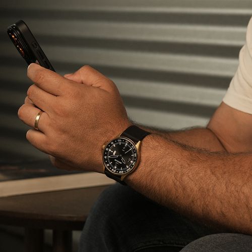 Relógio Masculino Dourado Calendário Pulseira de Silicone