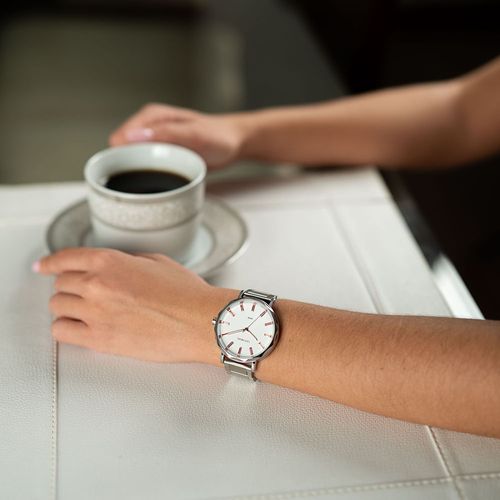 Relógio Feminino Prata Visor Amplo com Pedras